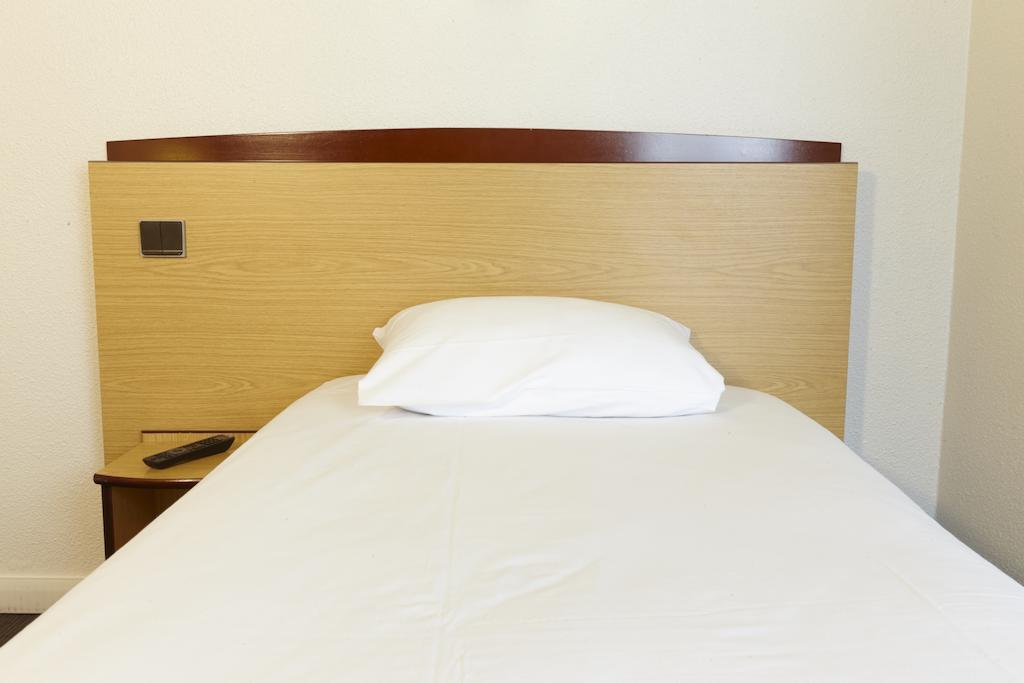 Campanile Paris Ouest - Boulogne Hotel Екстериор снимка