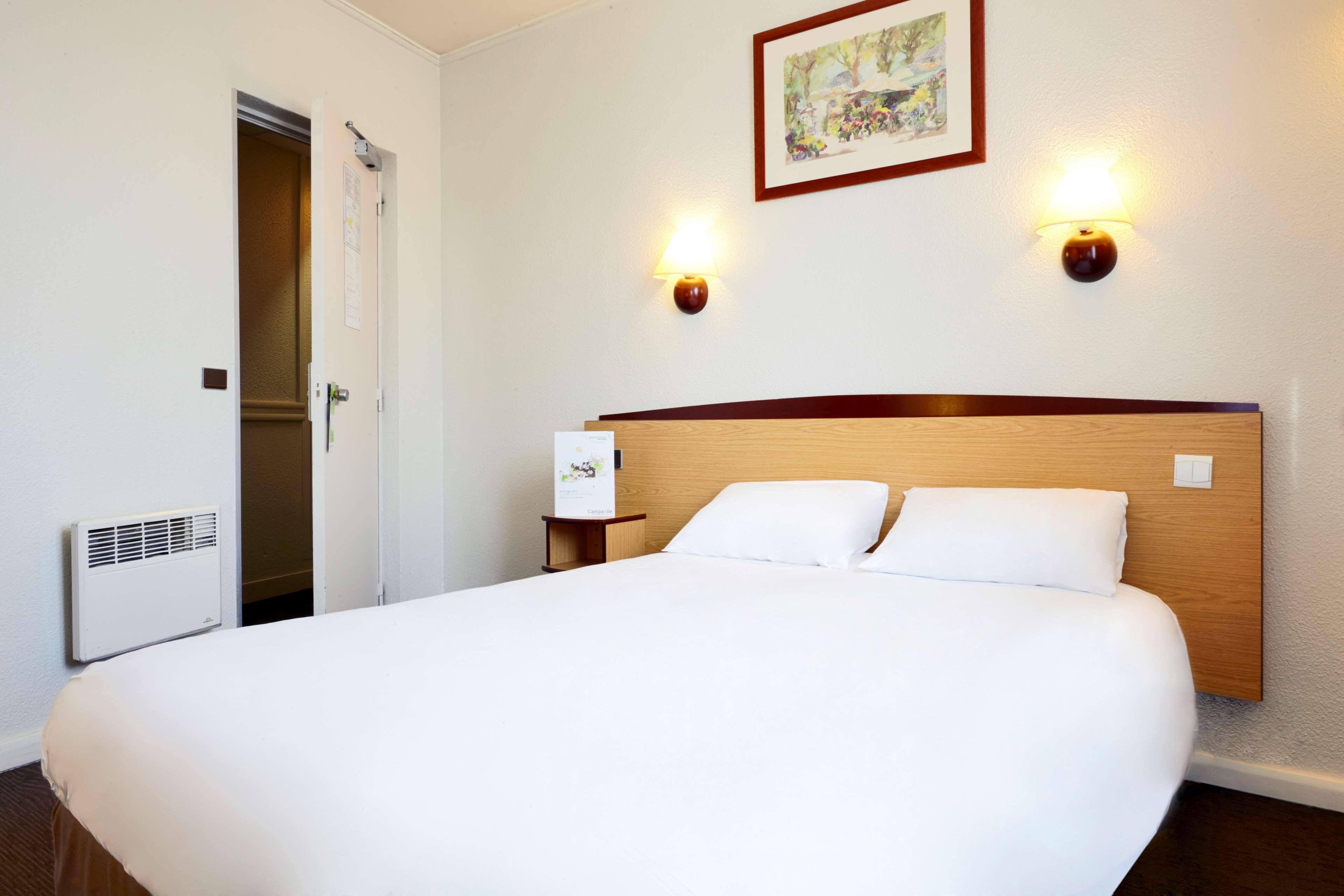 Campanile Paris Ouest - Boulogne Hotel Екстериор снимка