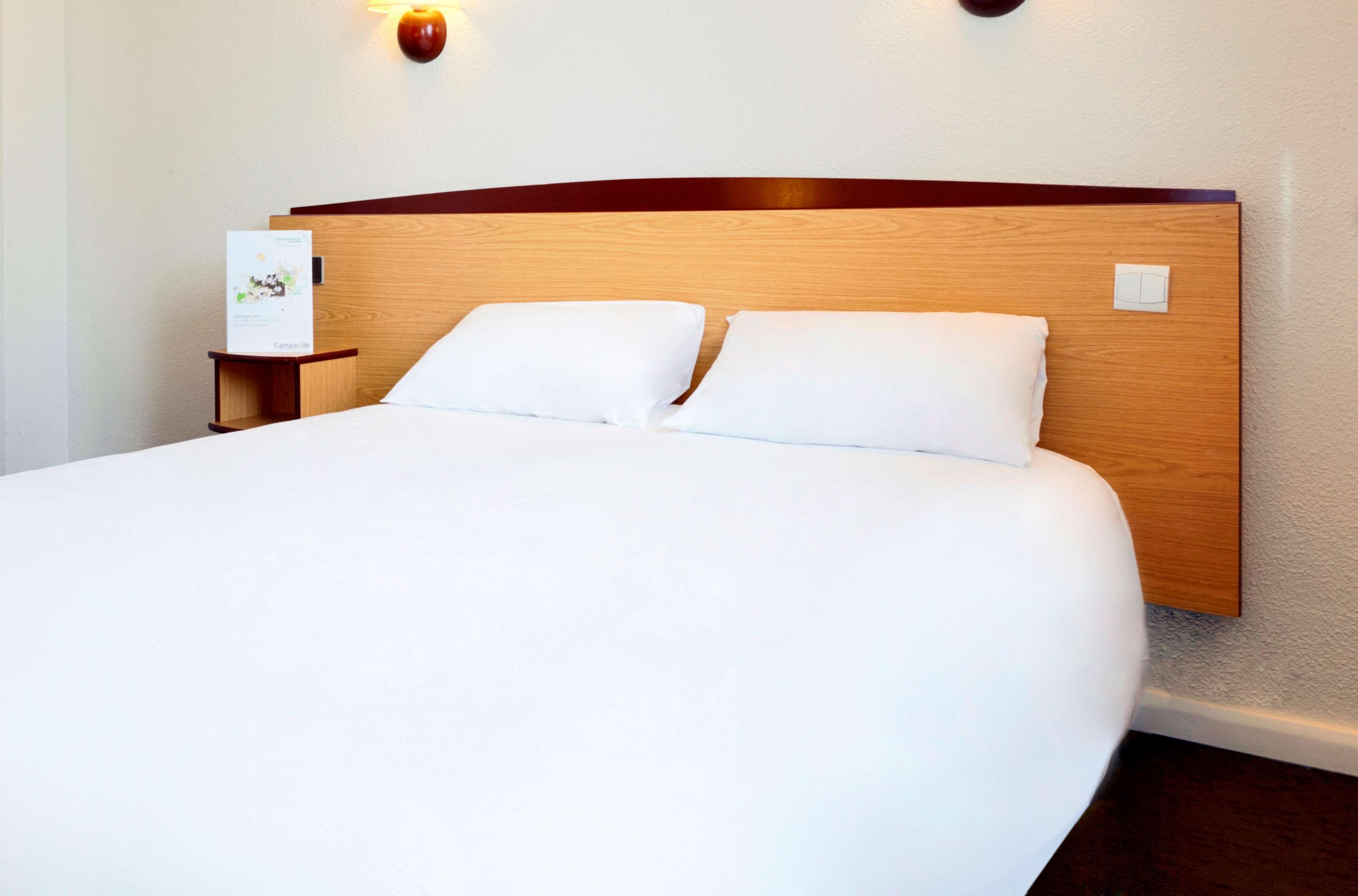 Campanile Paris Ouest - Boulogne Hotel Екстериор снимка