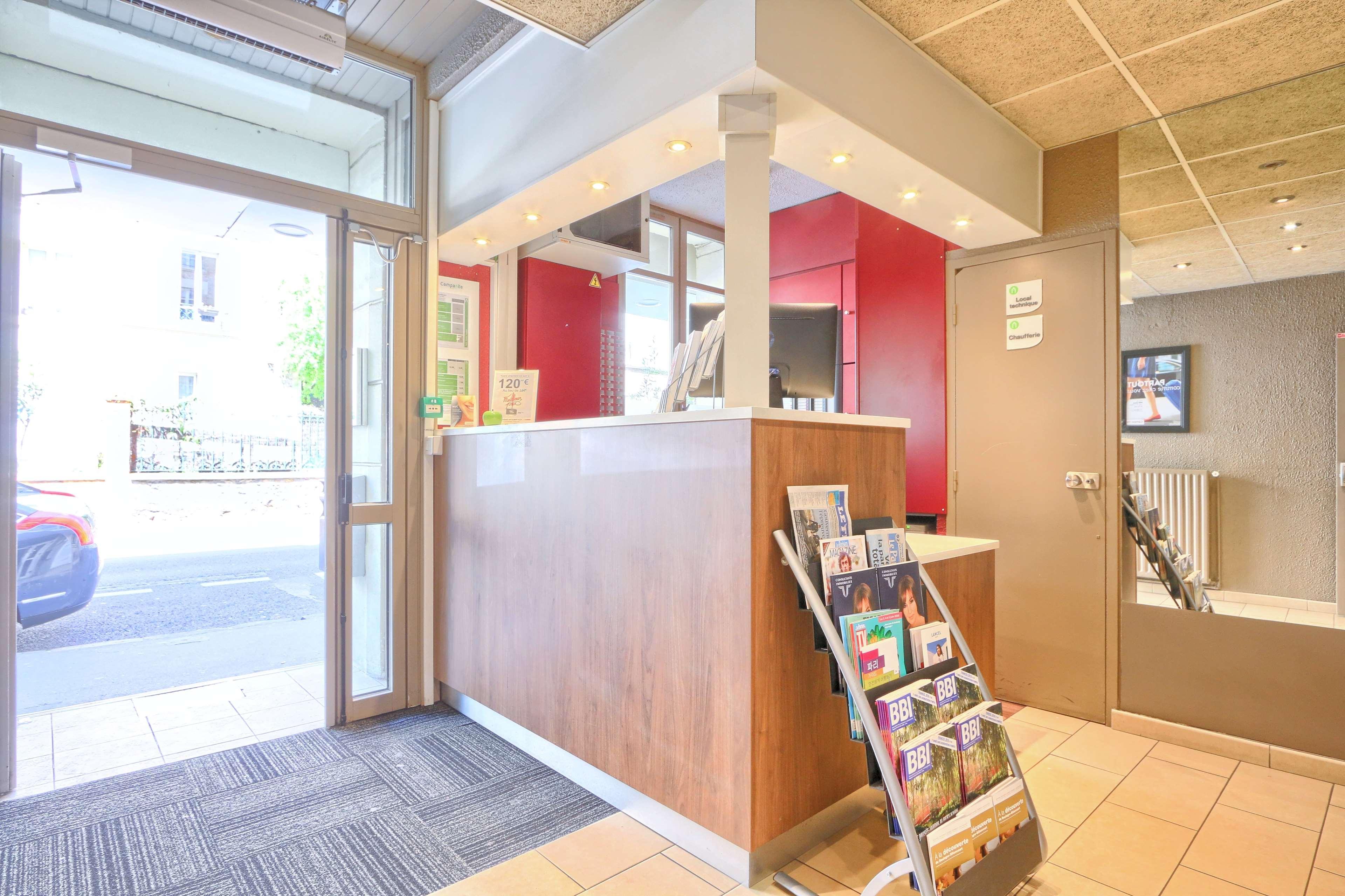 Campanile Paris Ouest - Boulogne Hotel Екстериор снимка