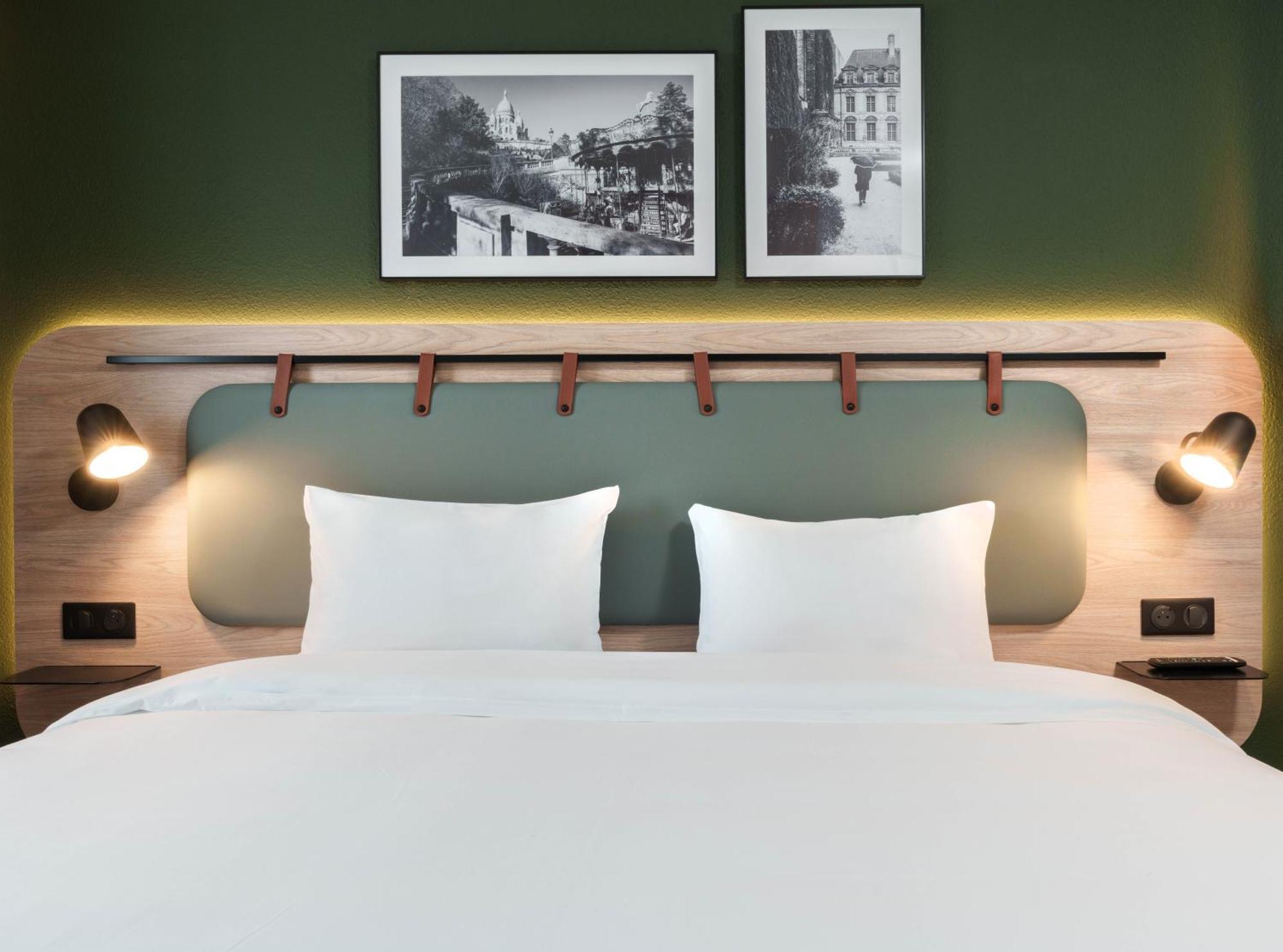 Campanile Paris Ouest - Boulogne Hotel Екстериор снимка
