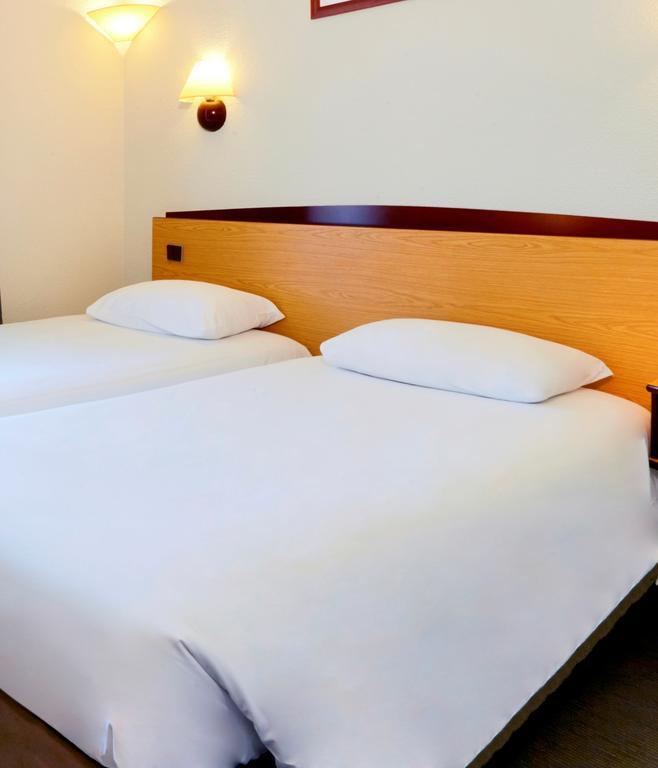 Campanile Paris Ouest - Boulogne Hotel Екстериор снимка